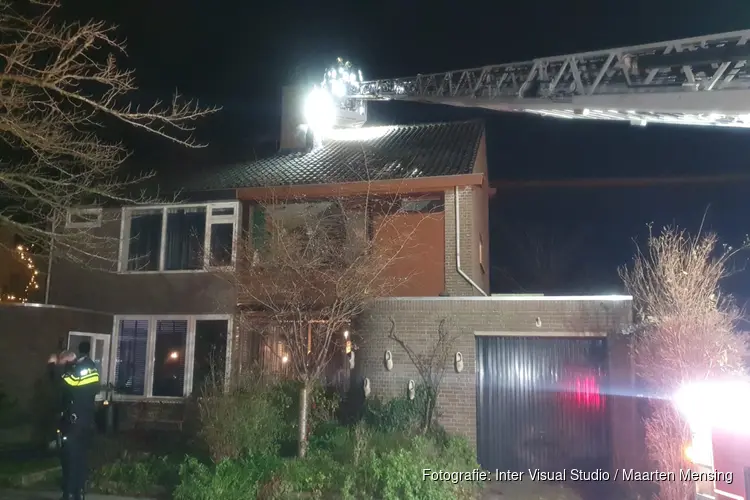 Schoorsteenbrand aan Kerverslaan in Uitgeest